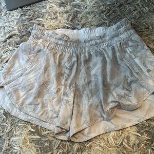 Lululemon tracker short